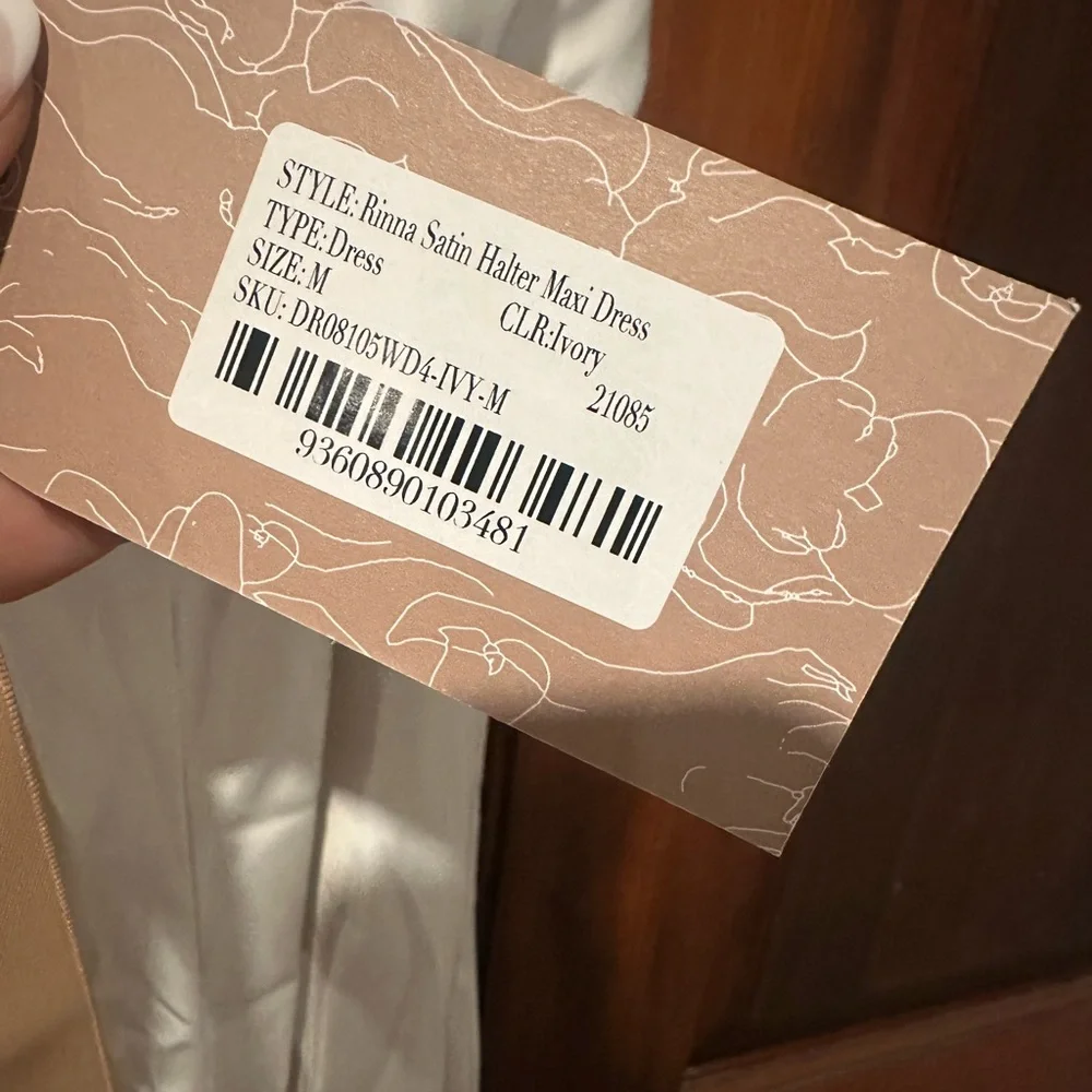 NWT Meshki Rinna halter dress. Perfect Bridal dress - Picture 5 of 5